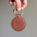 Magnetic cowboy hat clip in PU leather with Gettin’ Rowdy embossing